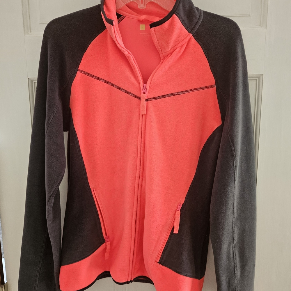 Xersion Women's Black and Coral Jacket